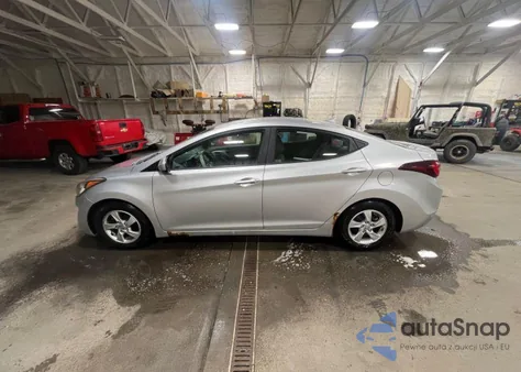 2014 Hyundai Elantra Se z USA, uszkodzony, nr VIN 5NPDH4AE1EH461424